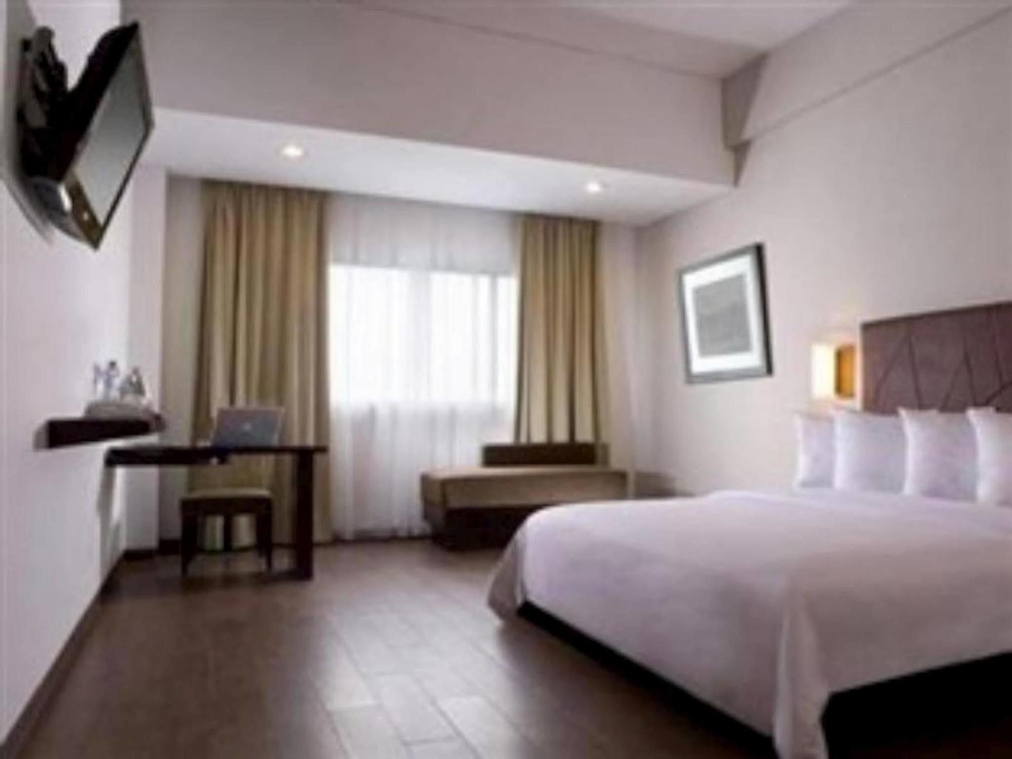 Hotel Santika Bogor Dış mekan fotoğraf